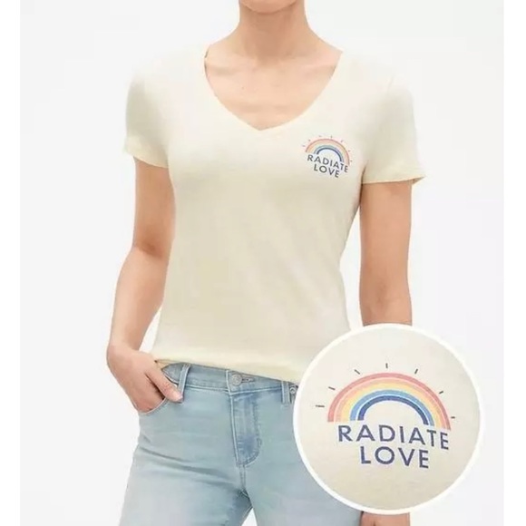 🌈 GAP Radiate Love Favorite v neck shirt women’s XS - Picture 1 of 4